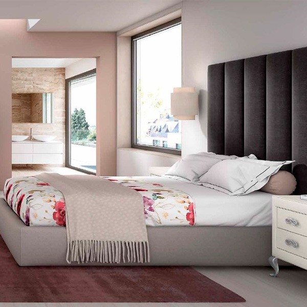 Composición dormitorio Parma 30 tapizado en tela Macan.